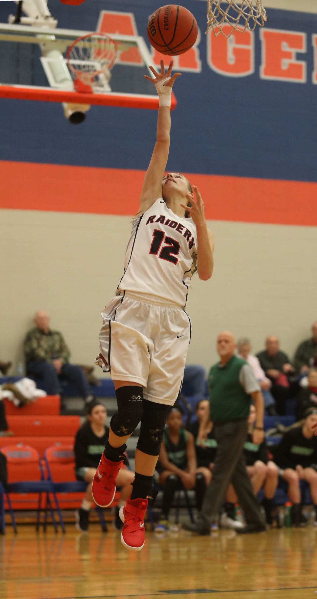 Meridian vs Central AM girls basketball 12 1.2.19.jpg